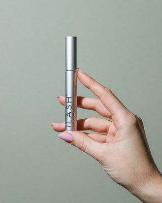 Eye Lash Conditioning Serum Frontal
